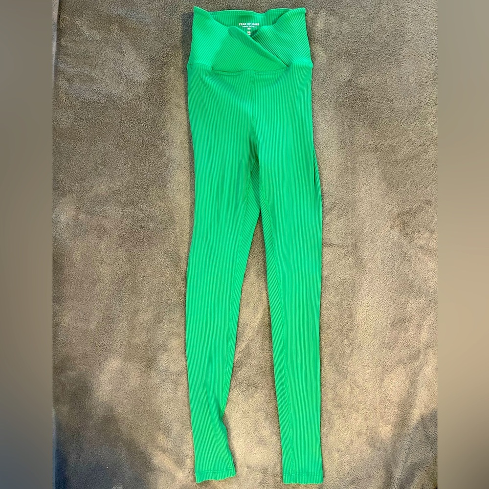🎀Year Of Ours Ribbed Green Leggings🎀